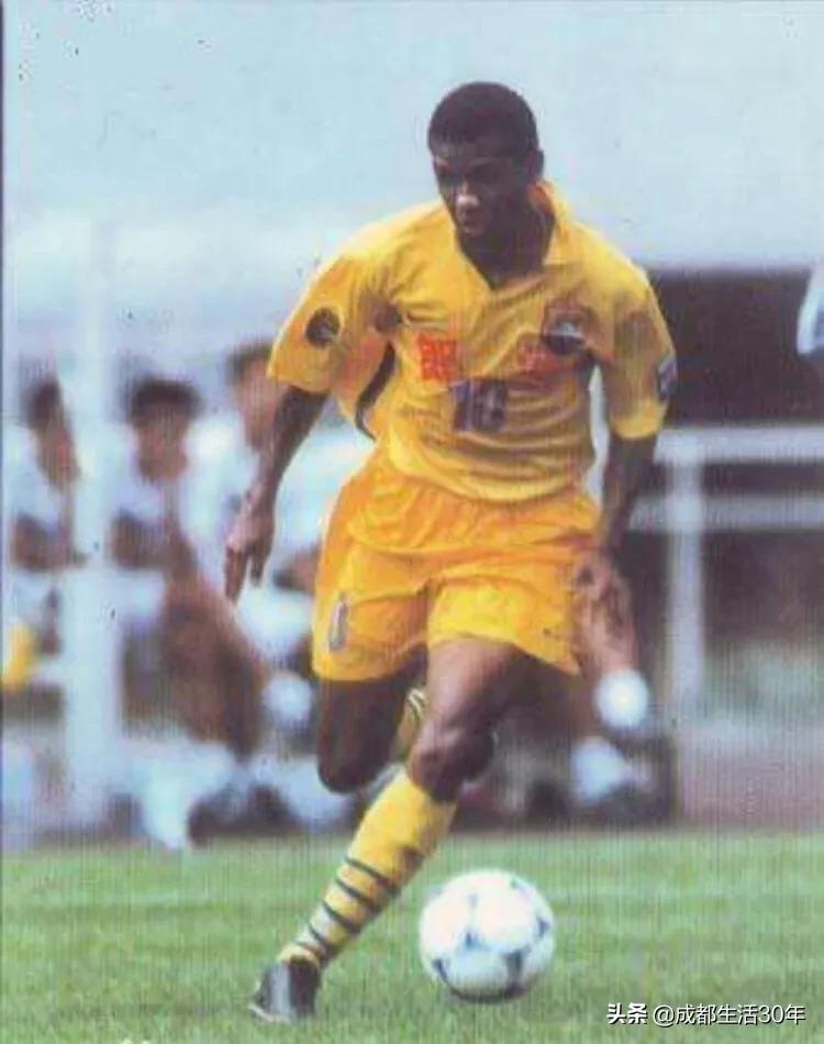 四川全兴队回忆录,雄起四川歌曲视频