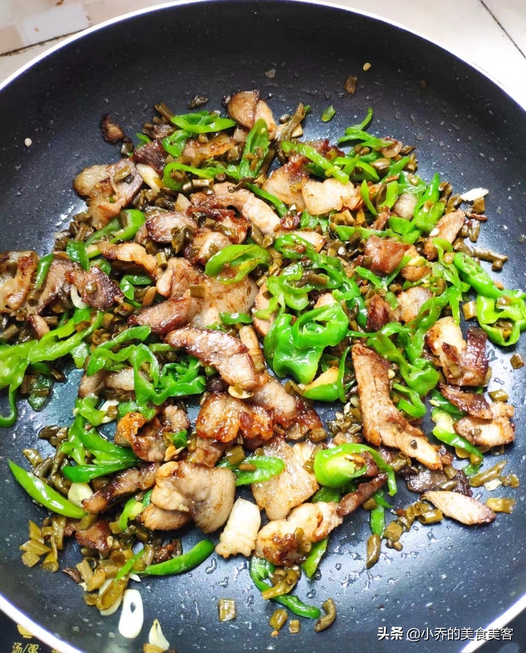 不粘锅确实挺高级的,不粘锅是真的好用