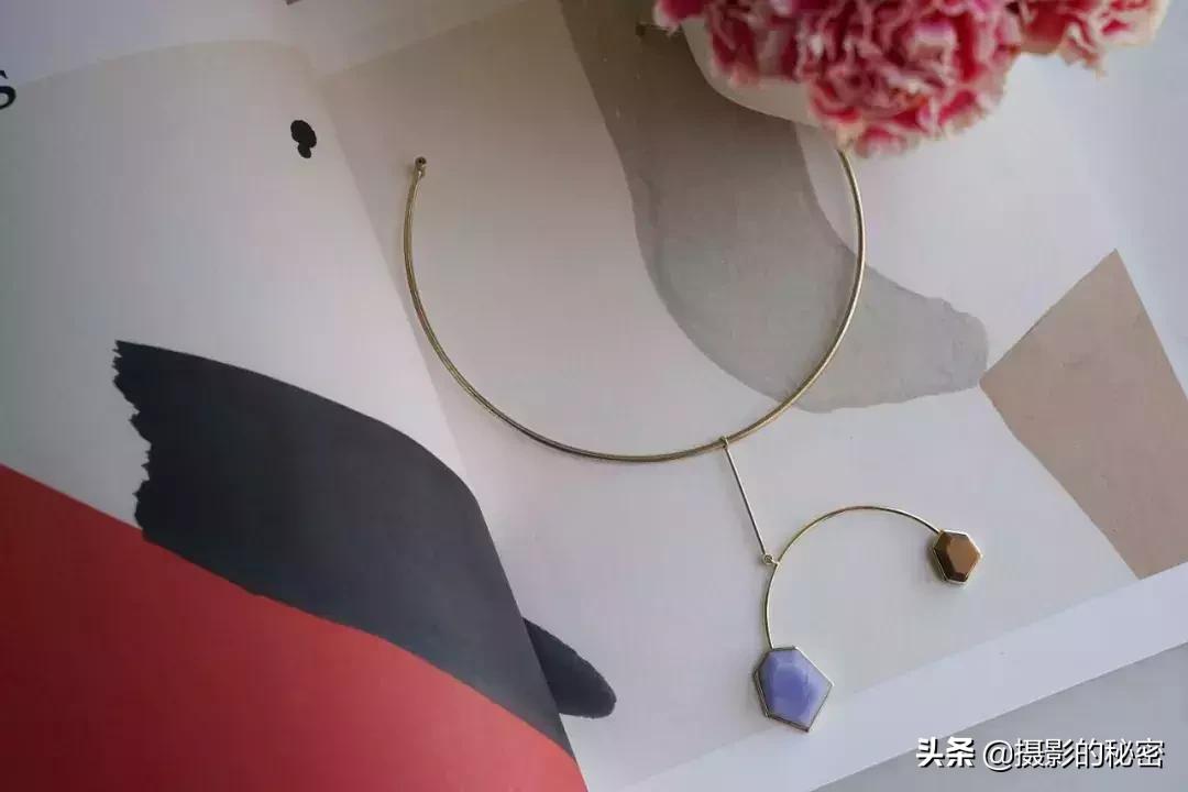 人像首饰拍摄技巧,拍首饰套装怎么拍出高级感