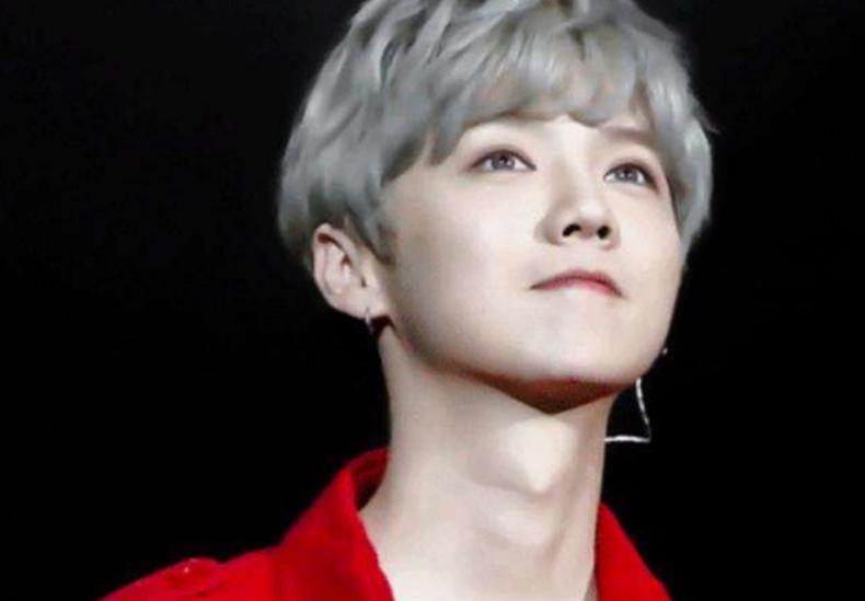 有种夫妻相鹿晗关晓彤，看到两人同款奶奶灰短发：民政局约吗？