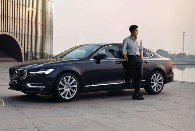 买奥迪a6首付多少,奥迪a6买什么颜色