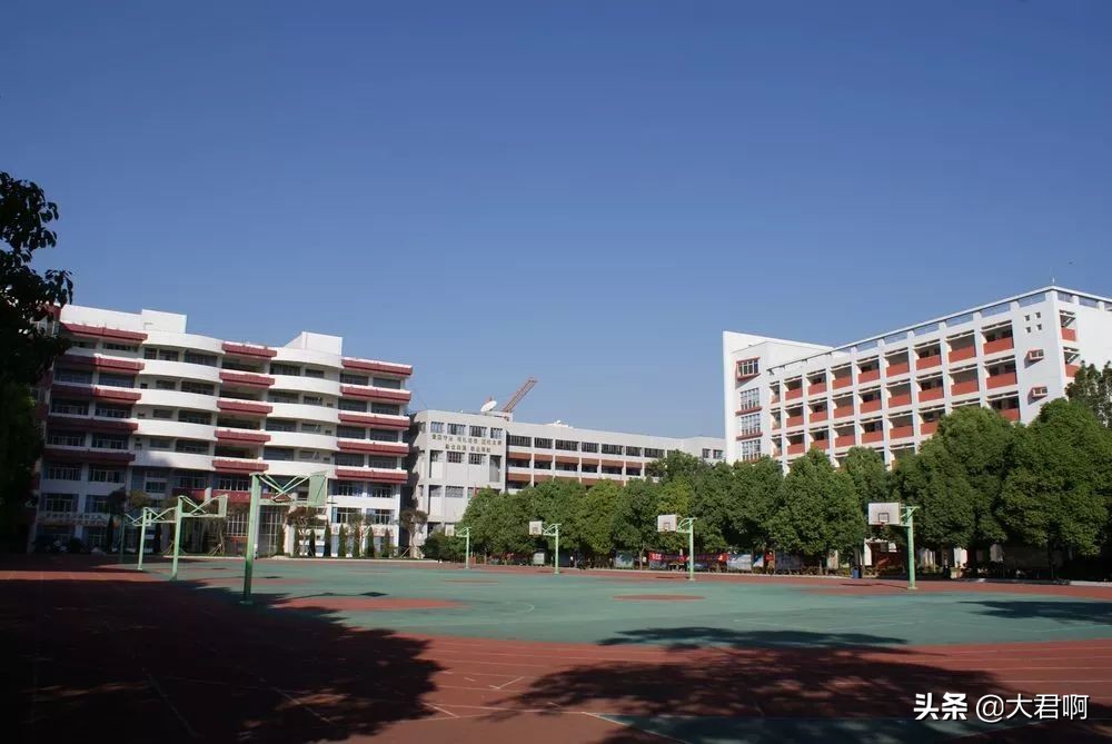 最新昆明片区对口学校,昆明市官渡区关二小对口公办中学