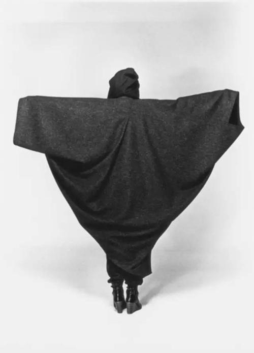 三宅一生魅力,三宅一生乔布斯