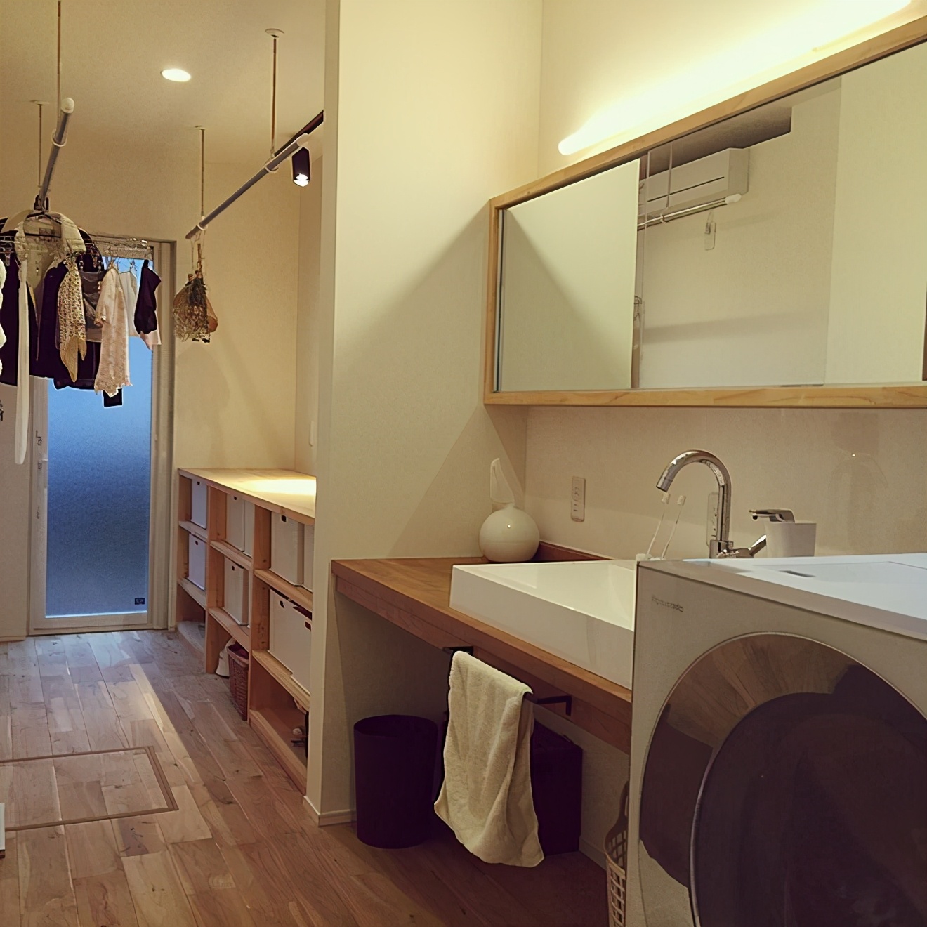 日本晾晒区连通卫生间，2个功能区优势互补，堪称“黄金”大套间