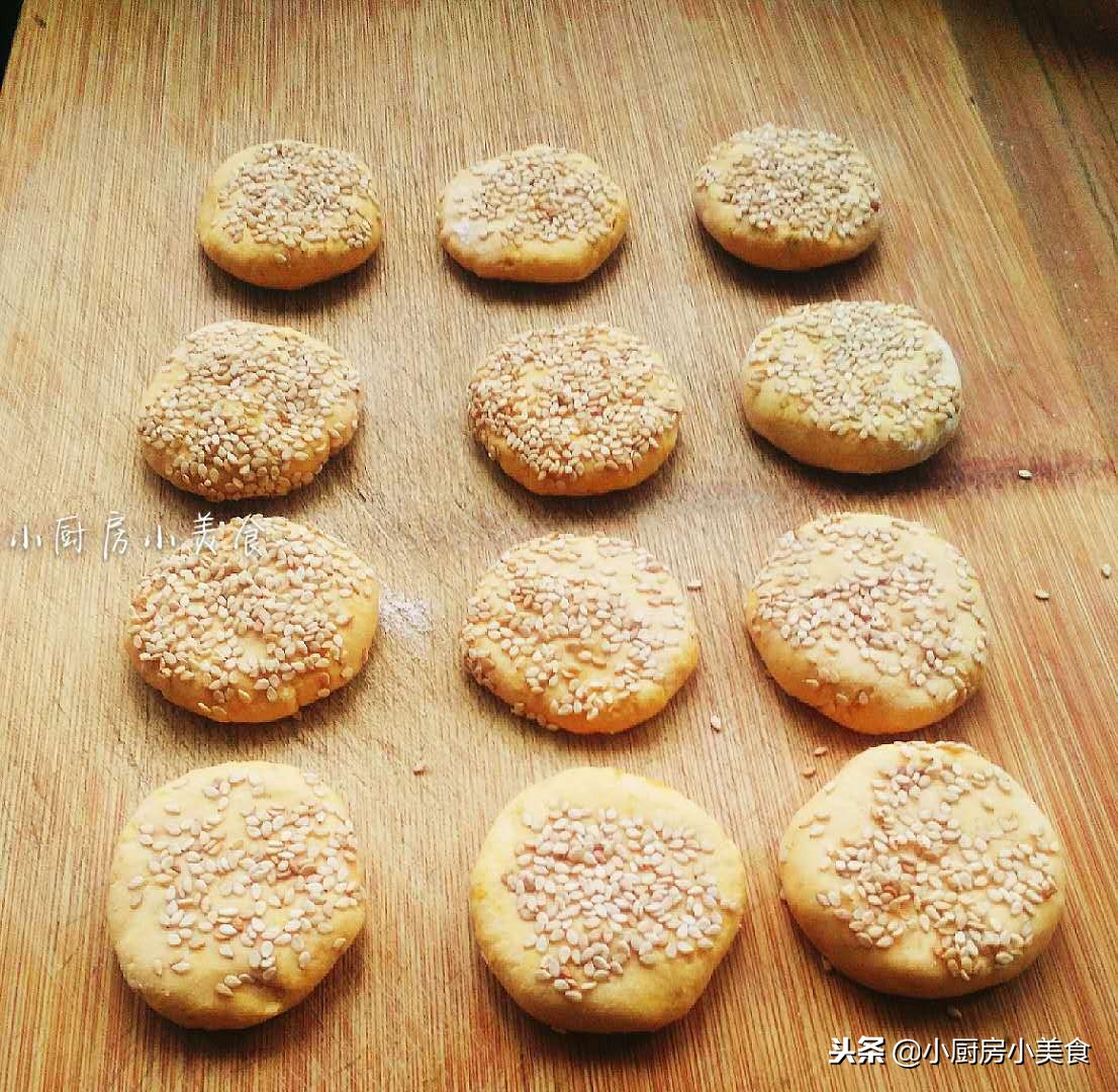 用普通面粉做南瓜饼不发面,南瓜饼用糯米粉做粘手怎么办