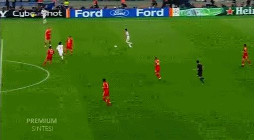 足球历史上的最强边锋,足球史上最强突破边锋