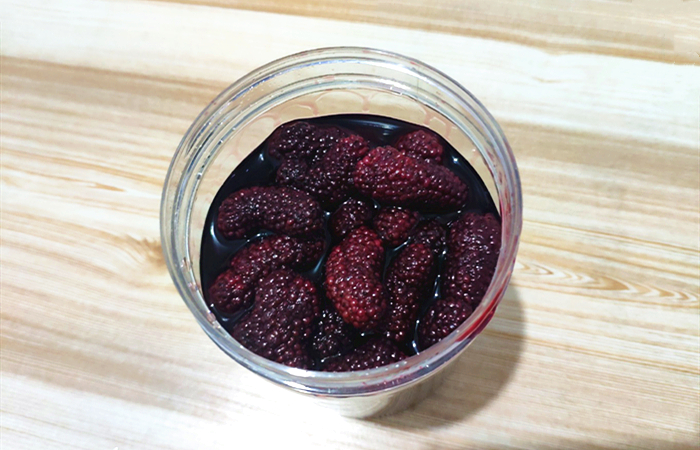 桑葚泡酒的正确方法与功效,桑葚泡酒的方法