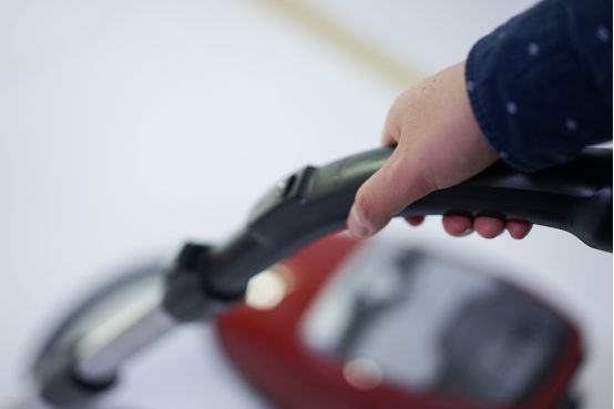 无线吸尘器横评,五款吸尘器吸力评测