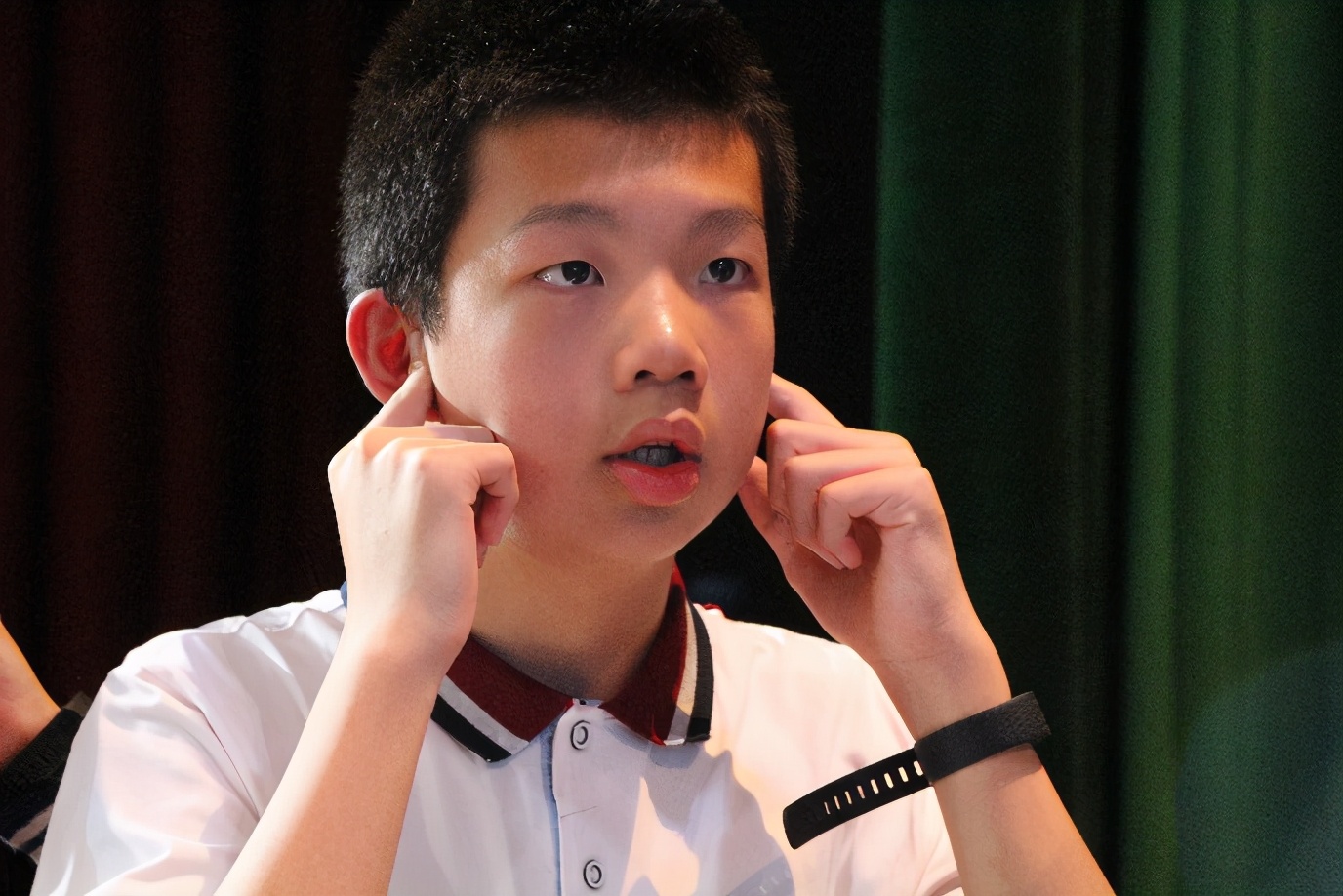 筑梦AI,智竞未来——天府七中科创体育节之科技活动回顾