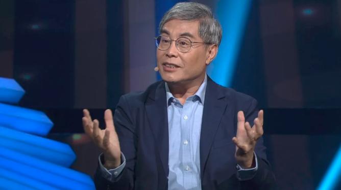 郎眼十年再出发：《5G来了》