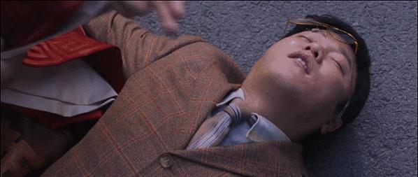 人家的神仙奶大弟弟凶，他电影里的神都蔫儿吧唧很接地气