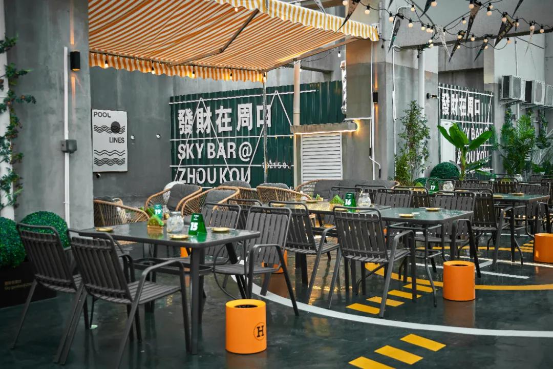 这家开在28层的「空中餐厅」，被大家称之为周口的小韩国