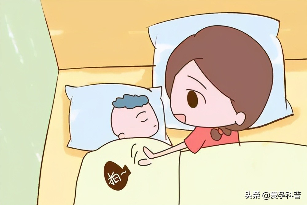 宝宝晚上睡不着怎么哄,宝宝晚上睡不着怎么办小妙招