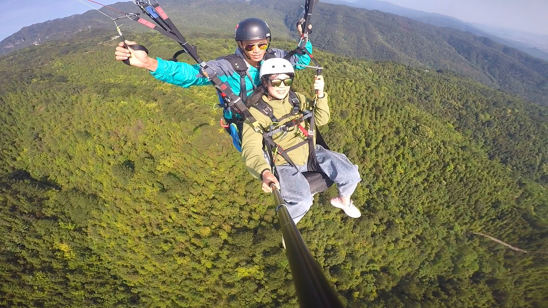 国内滑翔伞地点推荐,最适合滑翔伞的地方