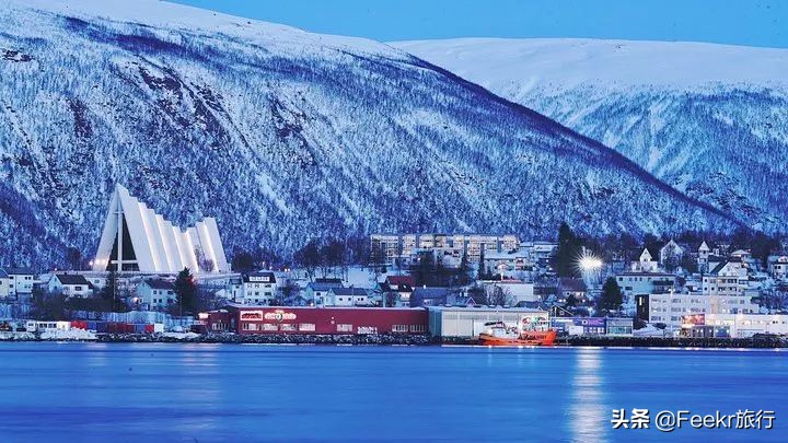 王珞丹35岁庆生照,王珞丹的生日是几月几号