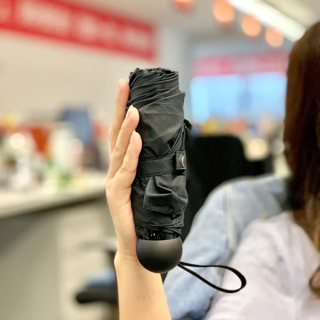 你的同伴已经悄悄在用消光纱五折晴雨伞了