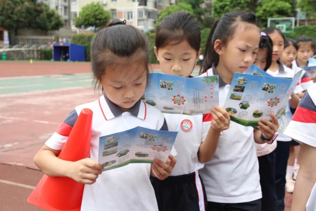 我为群众办实事暖心标题,我为群众办实事地铁