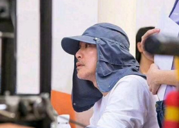 王宝强版喜剧之王女主角是谁,新喜剧之王王宝强龙套经历