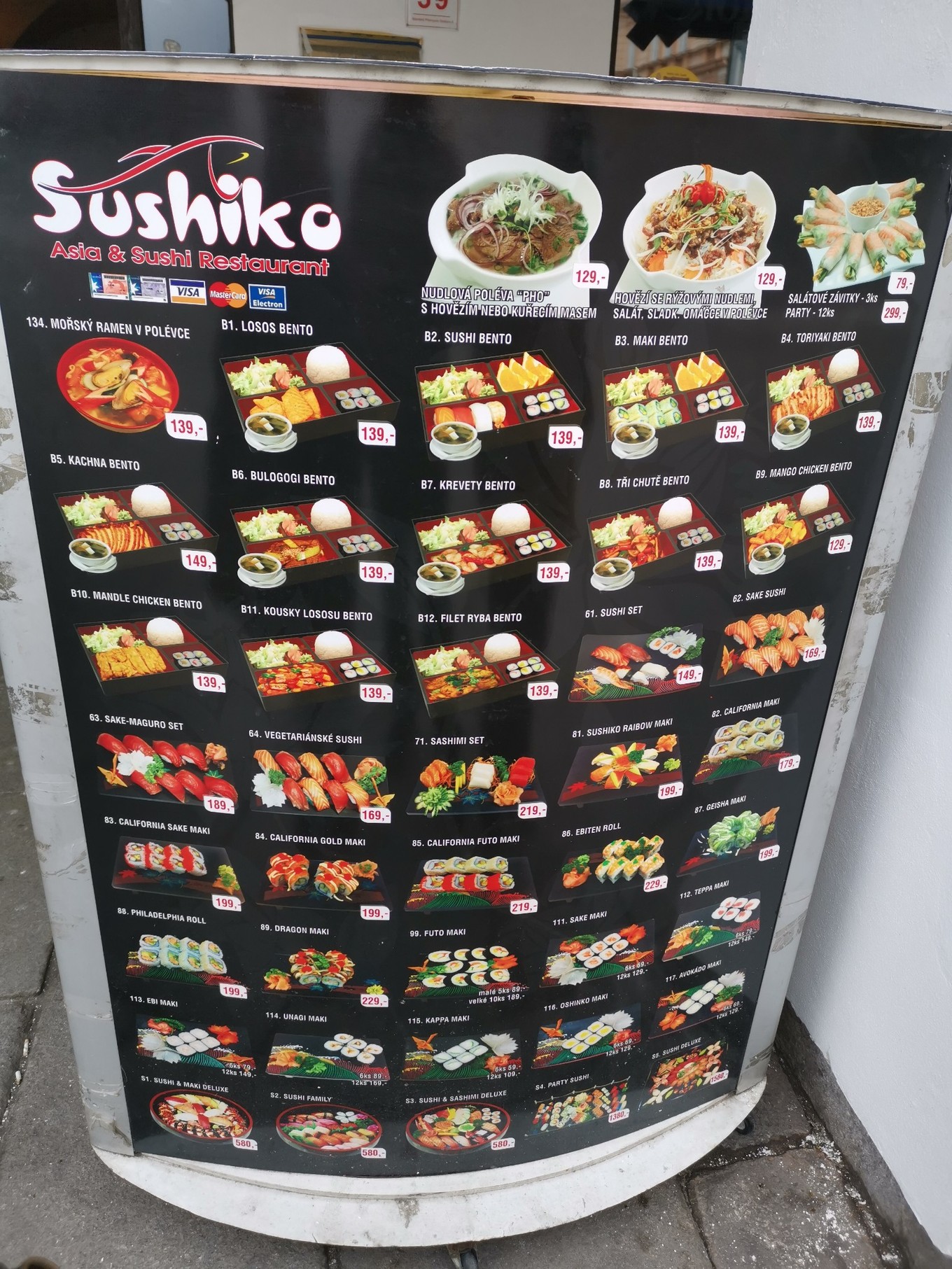 中欧美景美食自驾之旅在CK小镇亲手制作皮具纪念品