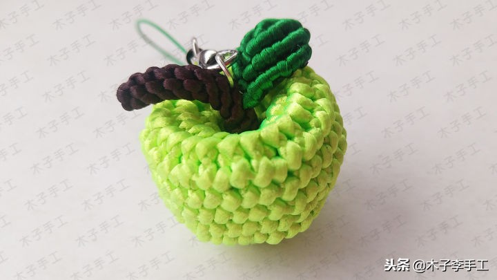 立体苹果的编织方法,小苹果的手工编法教程