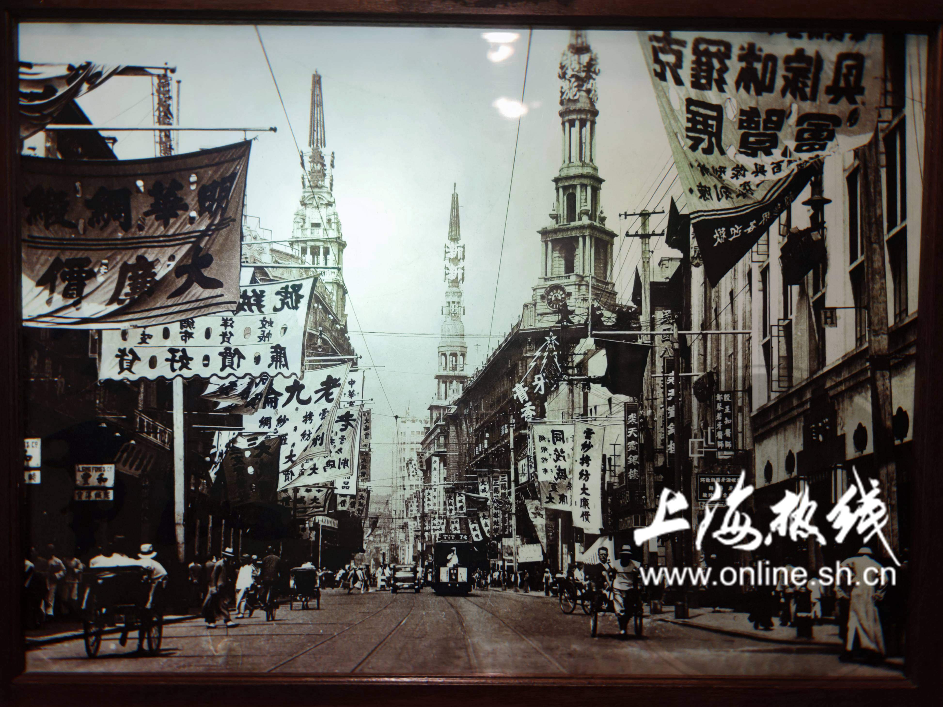 来上海东方明珠的视频,来上海东方明珠什么感受