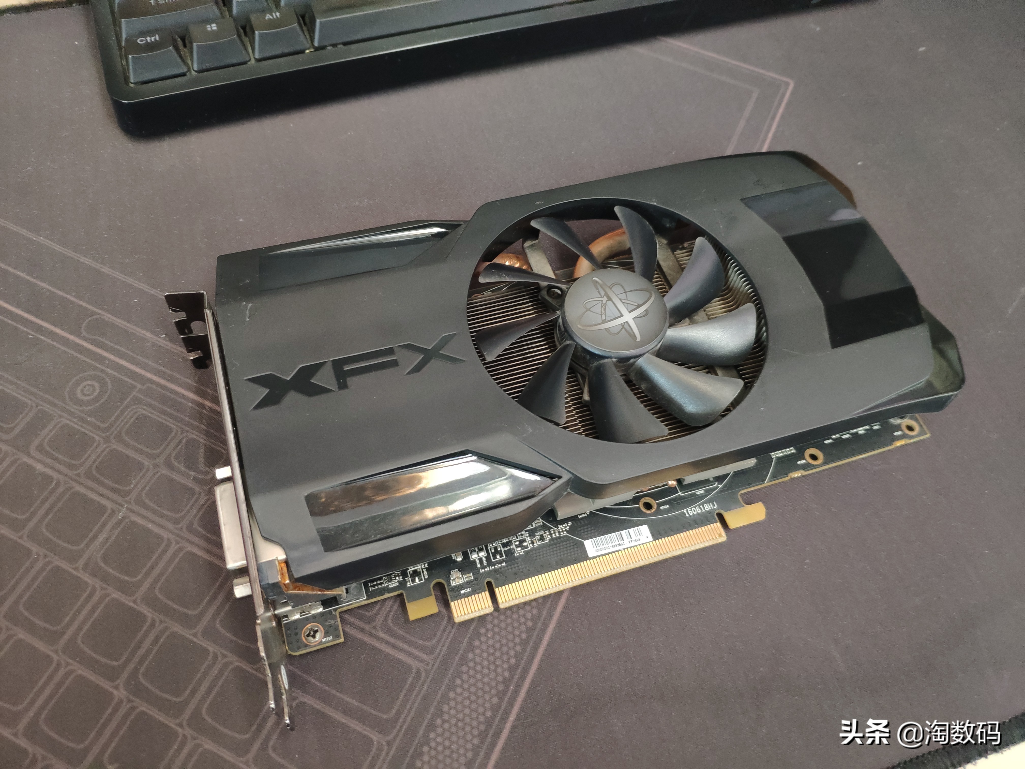 碎纸片卷进显卡风扇轴承？！WD40防锈液+小牙签完美解决咆哮风扇