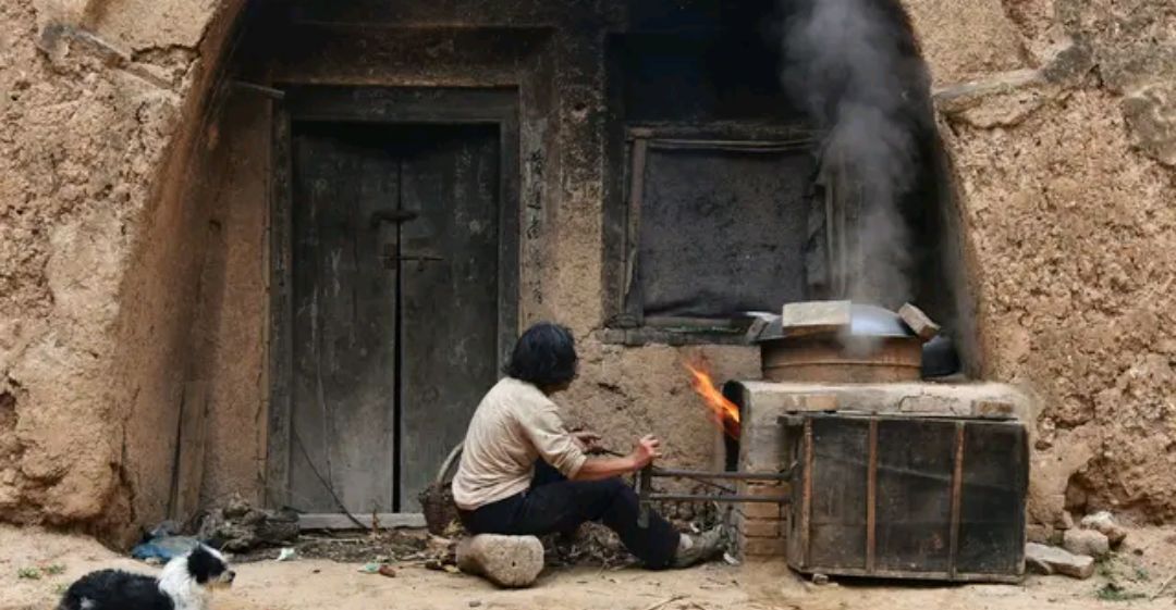 灶台不对窗是什么意思,门帘如泪珠的含义