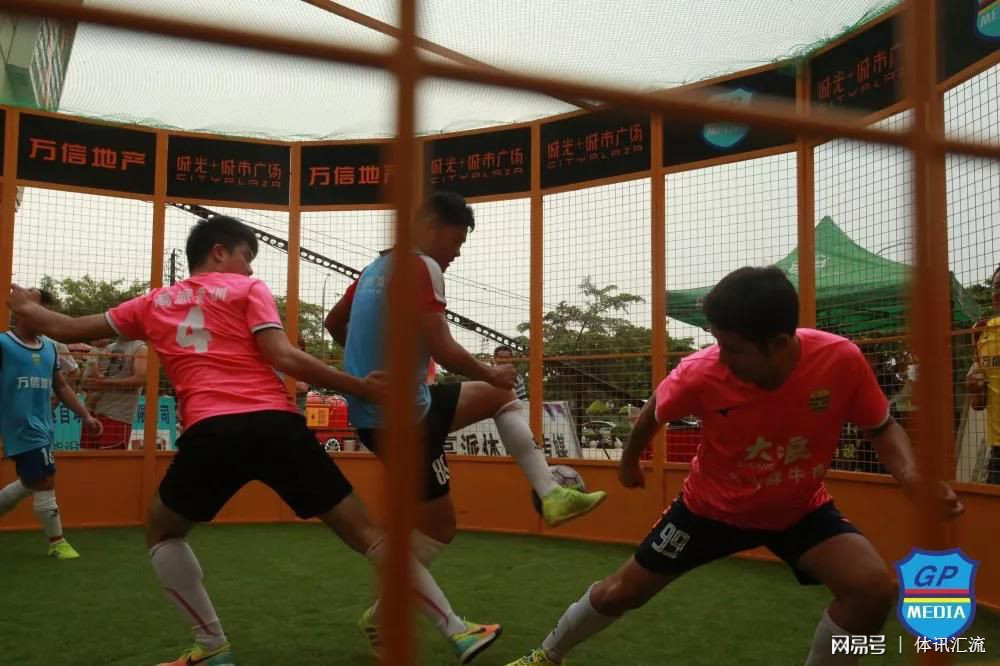 苏宁易购3v3铁笼足球赛郑州站,这就是灌篮铁笼赛3v3