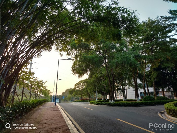 红魔mars手机游戏测评,红魔电竞手机mars多少钱