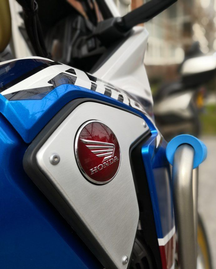 拿下信仰之车：本田非双；坐高改到870越野如履平地，就是红灯累