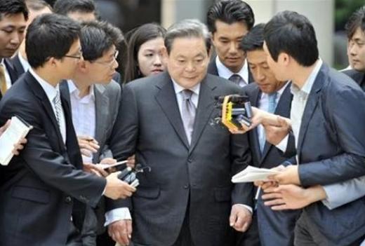 韩国首富遗产税,韩国首富逝世家族财产分割