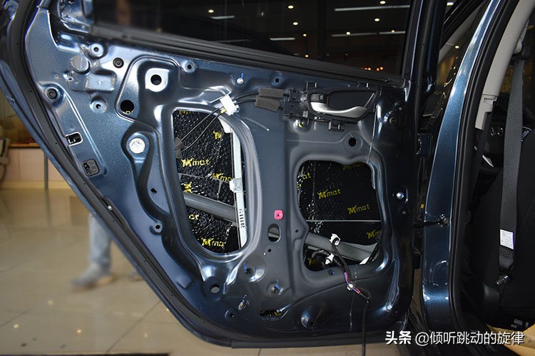 十一代本田思域a柱音响,十代思域a柱倒模制作教程