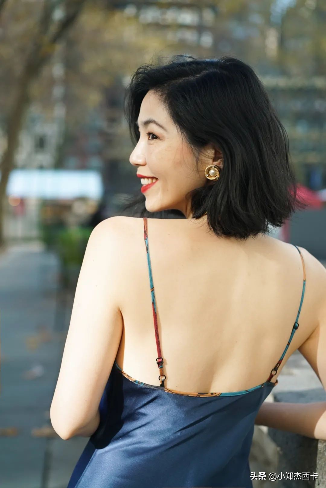 大湾区王菲出场谢霆锋表现,大湾区晚会谢霆锋王菲同台了吗