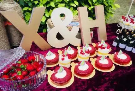 甜点可不仅是缀着亮片和蕾丝的少女派，而是带着仪式感的信物