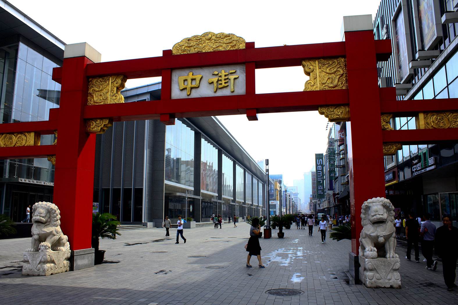 中国最早的步行街，已有近400年历史，在国内却一直默默无闻