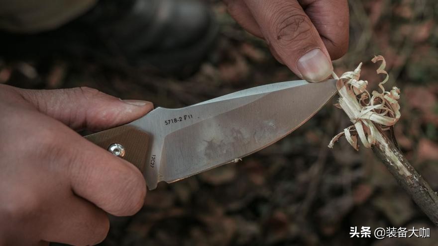怎样选择一把最佳的户外生存刀,最好最漂亮功能最多的户外刀