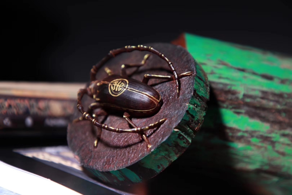 印度小叶紫檀很细的鱼鳞纹,印度小叶紫檀有虎斑纹