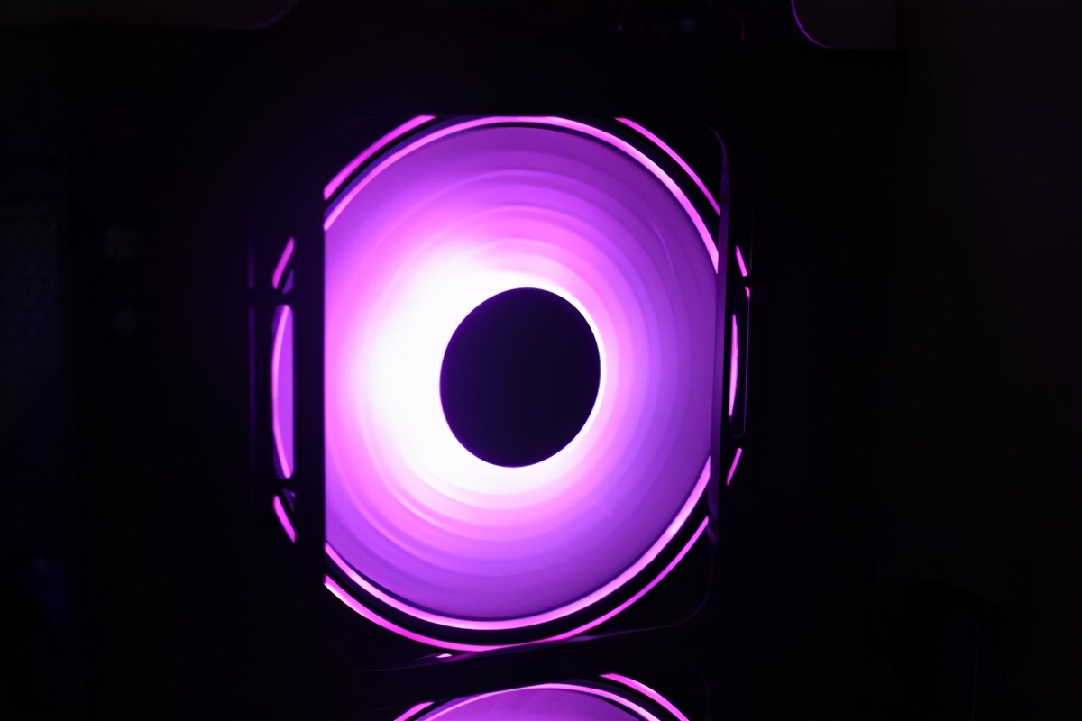 让你的主机更加炫酷，九州风神CF120Plus风扇装机体验