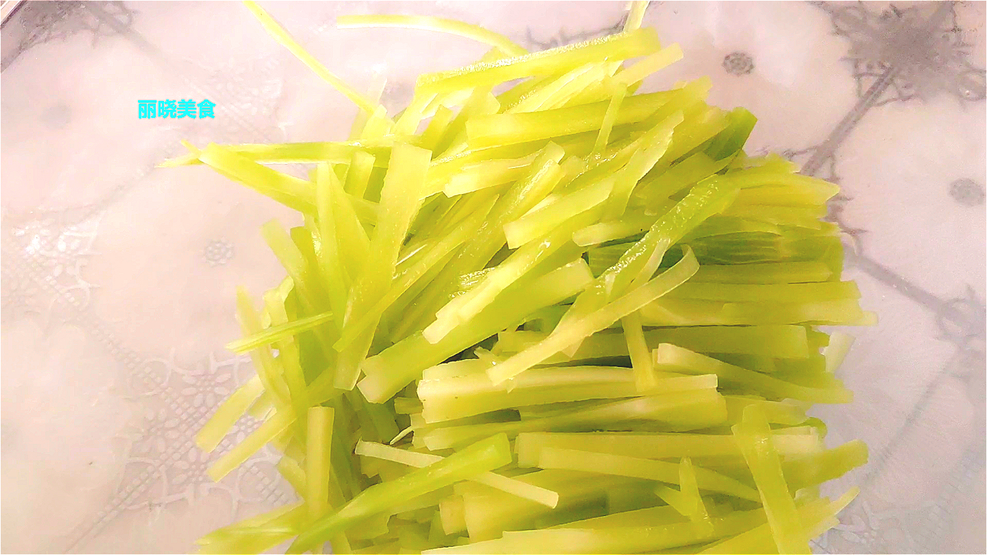 莴笋好吃简单方便做法,莴笋最简单美味的做法酸脆爽口