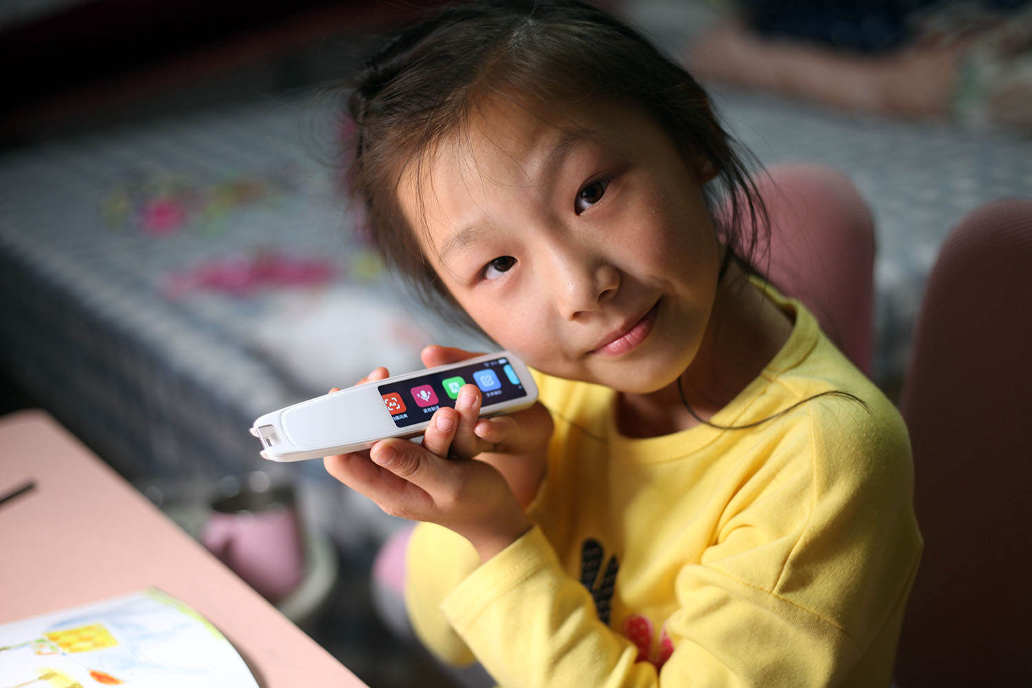 词典笔让孩子学习不再焦虑,词典笔对孩子学习真的有帮助吗