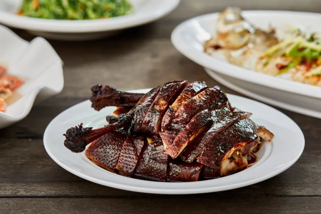 一到10月挤破头，这小镇也太好吃了吧