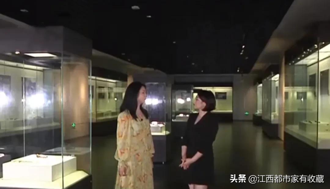 看，惊艳了时光的花旗锁