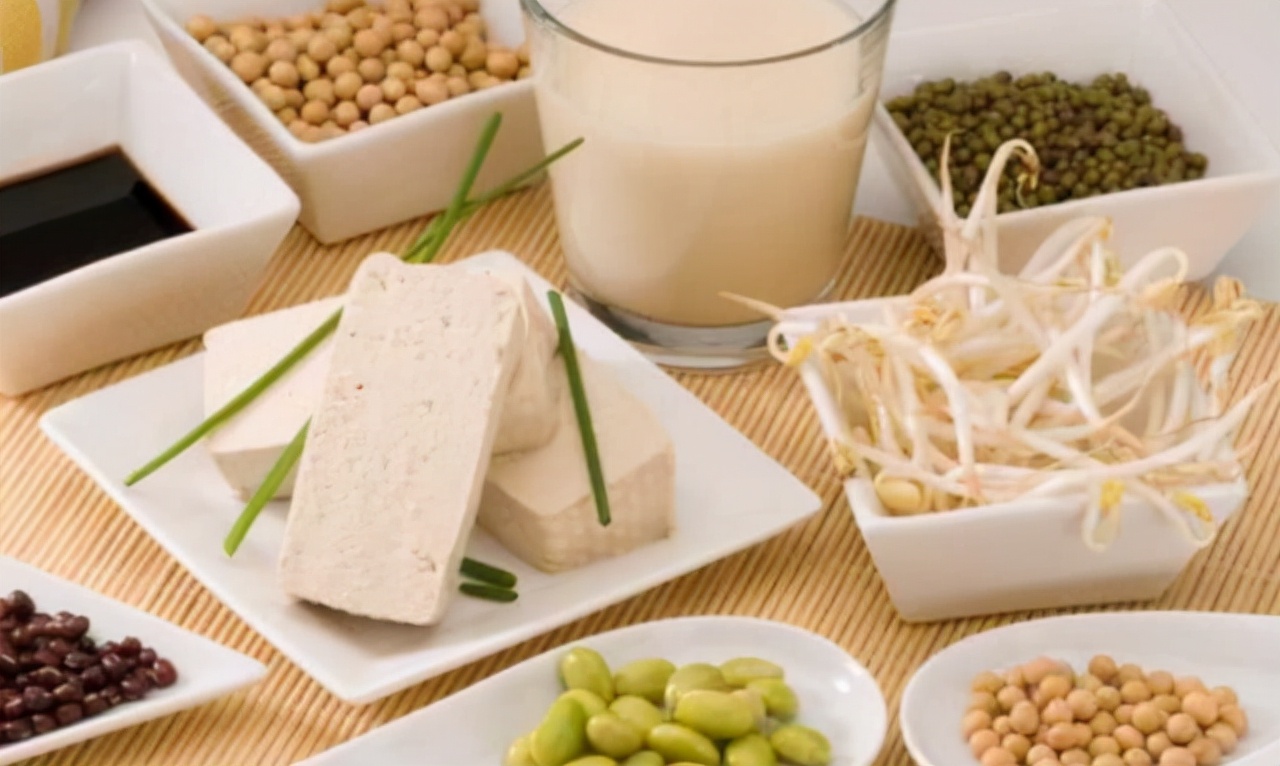 绝经了需要注意些什么44岁,绝经前有哪些征兆40岁