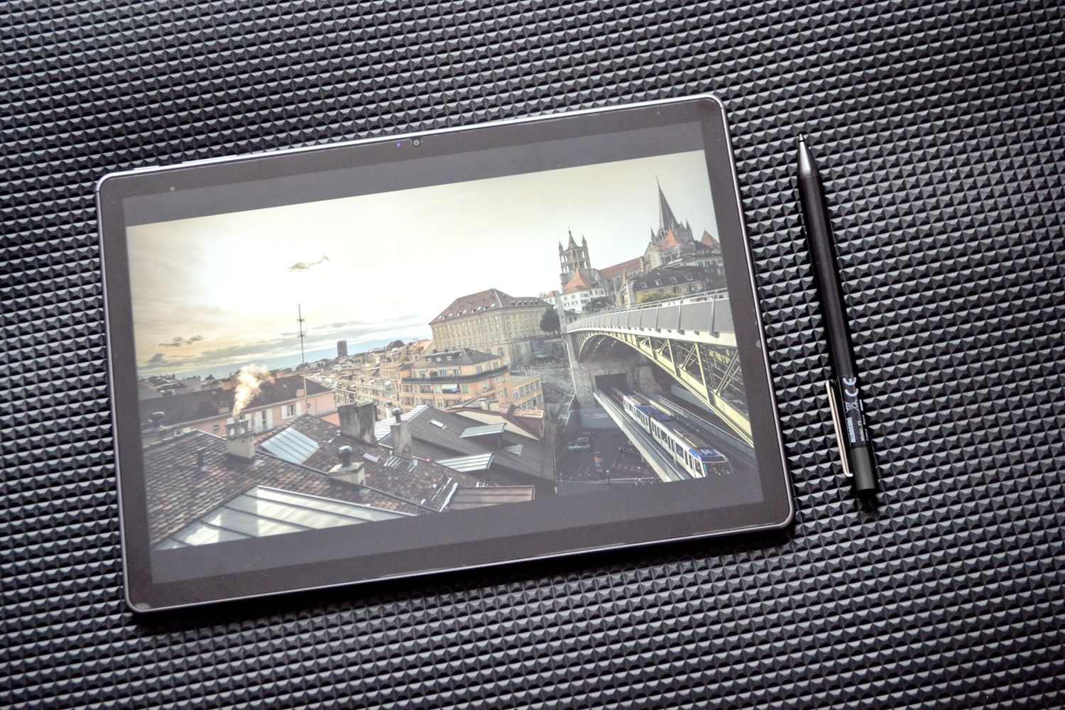 酷比魔方平板吃鸡测评,酷比魔方10.1寸平板评测