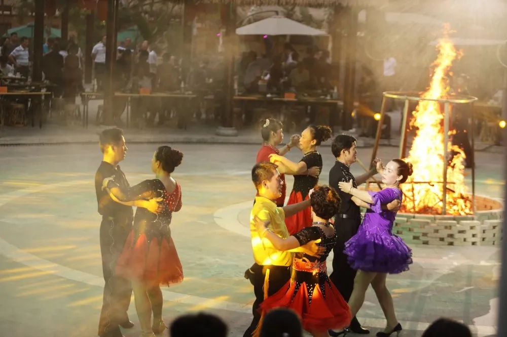 昌江梨花里视频完整版 (昌江王下乡黎花里自驾游攻略)