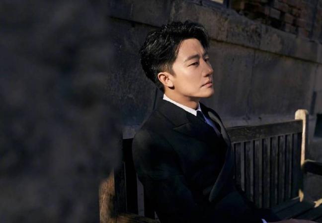 hm事件发展背景和过程,范思哲卫衣事件