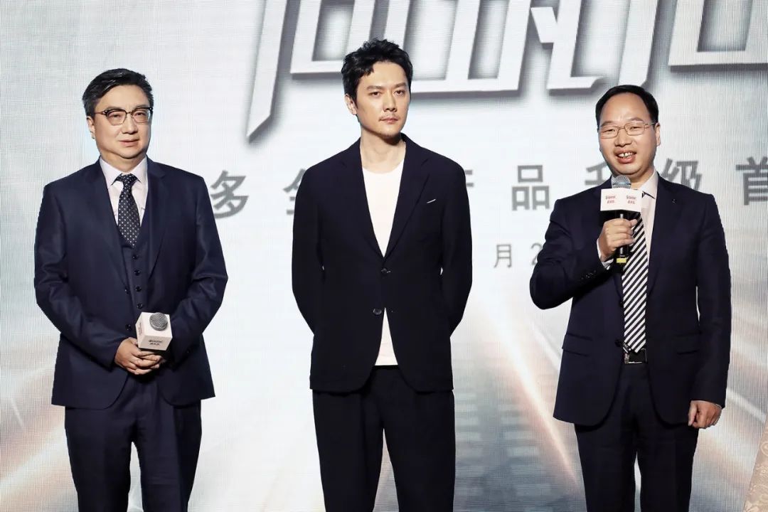 嘉实多有蓝颜色的机油吗,嘉实多机油适合名图吗