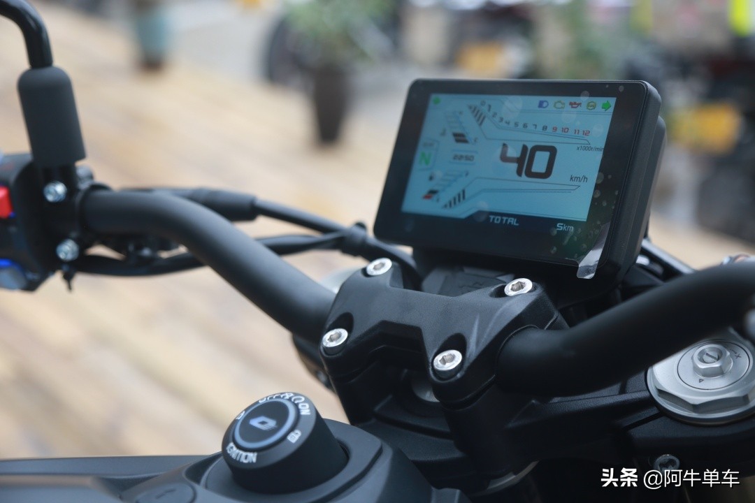 阿牛说车——赛道上的追600到底怎么样?