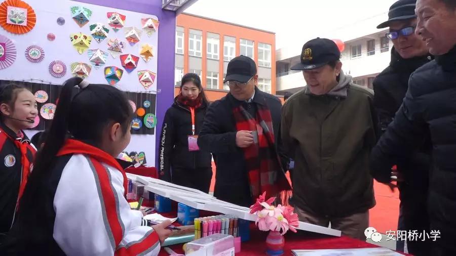 涓囨湪浜夎崳鐧捐姳鍚愯壋涓嬭仈,瓒崇悆涓栫晫鏉ⅵ鎯冲啀鍚埅