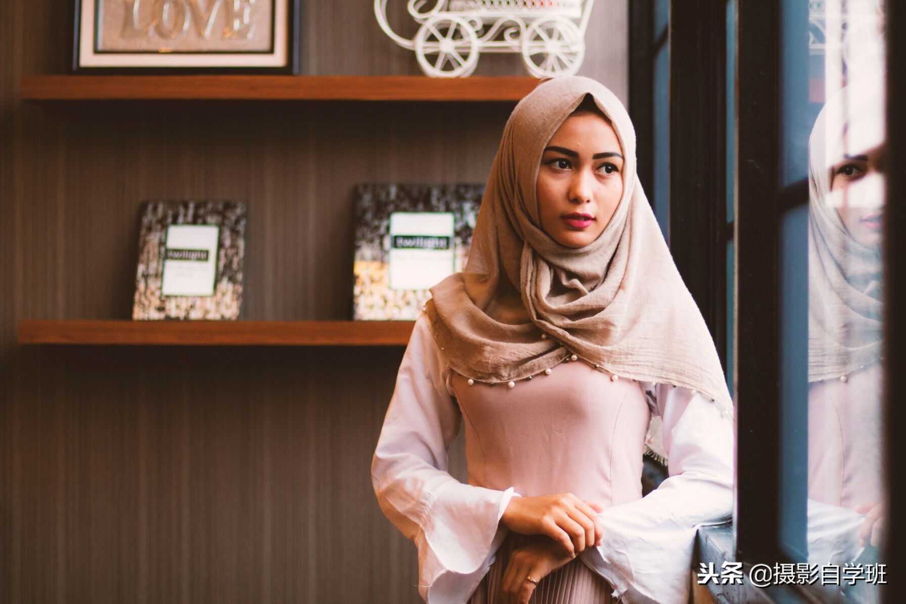 用中心法构图和三分法构图的视频,三分法构图摄影作品有哪些种类